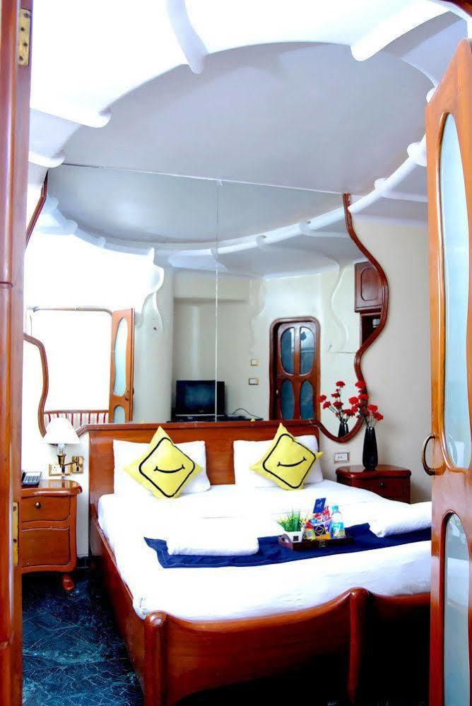 Hotel Vista Rooms Near Mumbai Intl. Airport Mumbai