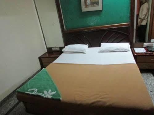 Oyo 28893 Gulf Hotel 3*