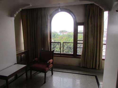 Oyo 28893 Gulf Hotel Bombaim