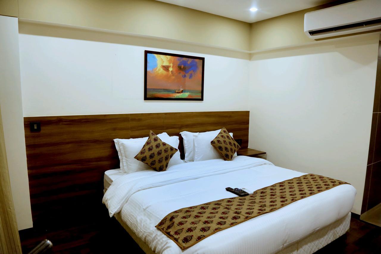 Hotel House Andheri East,