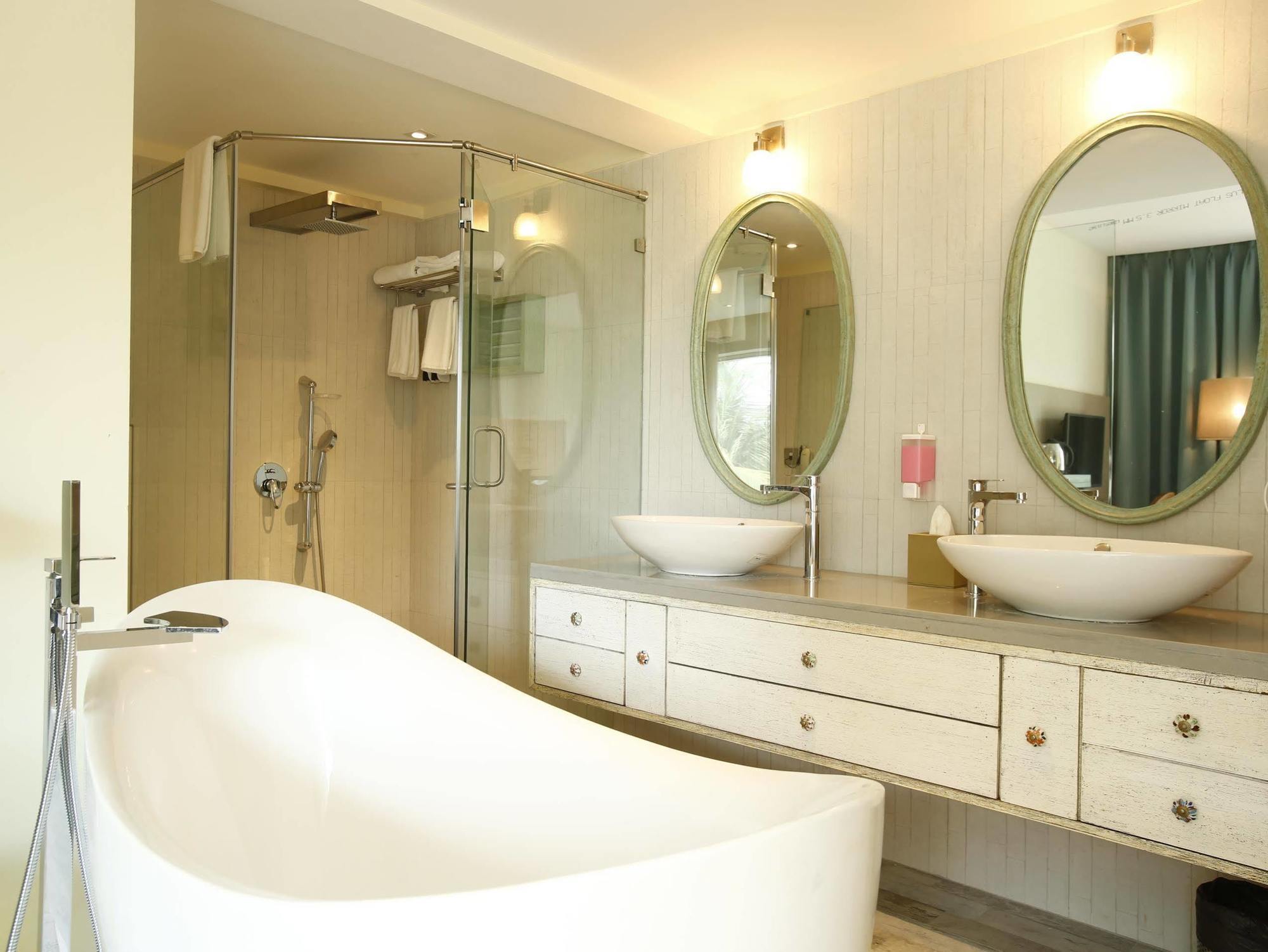 Hotel Aureole Mumbai