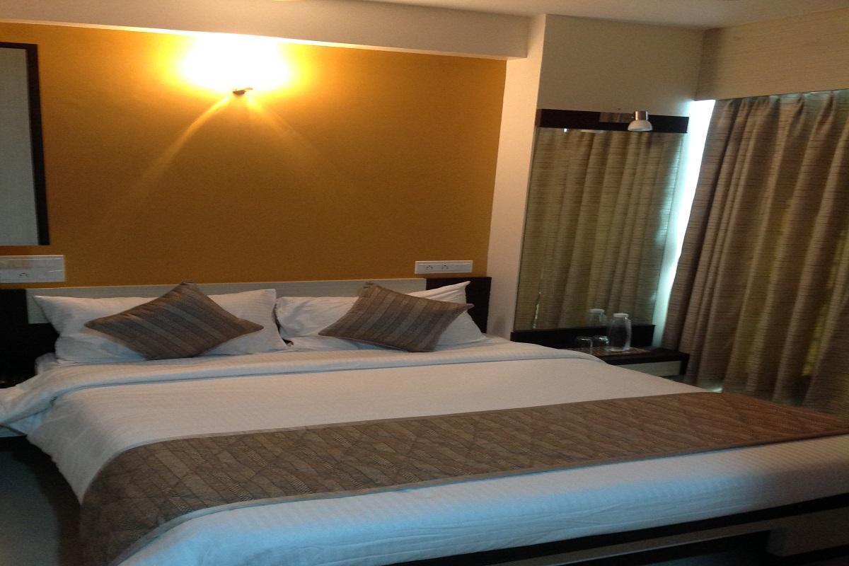 Maangta 113 @ Andheri East Hotel Mumbai