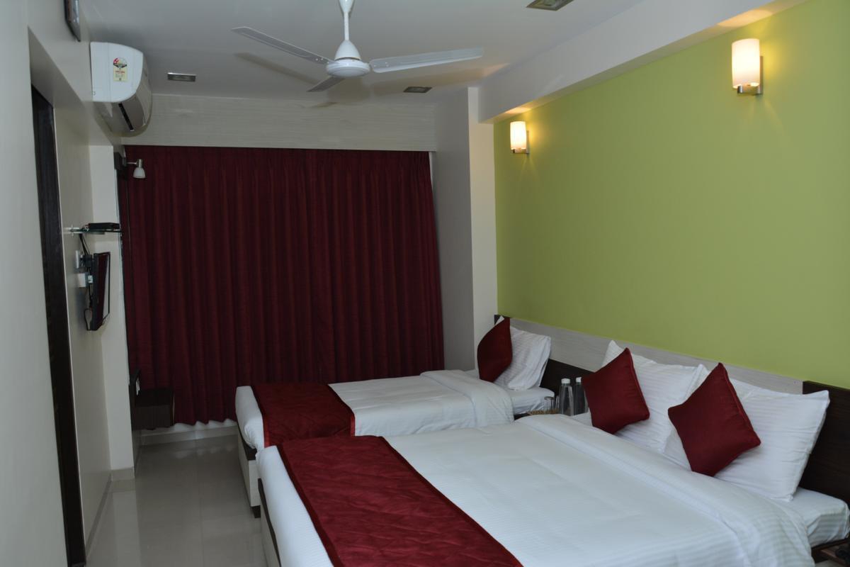 Hotel Maangta 113 @ Andheri East