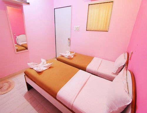 Hotel Maangta 127 @ Andheri East Mumbai