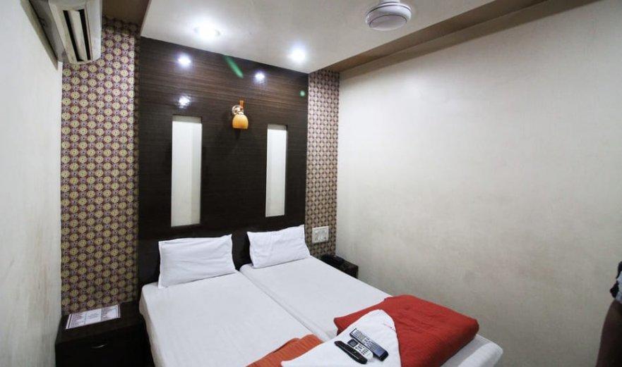 Hotel Maangta 100 @ Andheri East Mumbai
