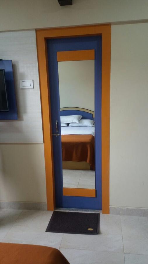 Jewel Palace Hotel Bombaim