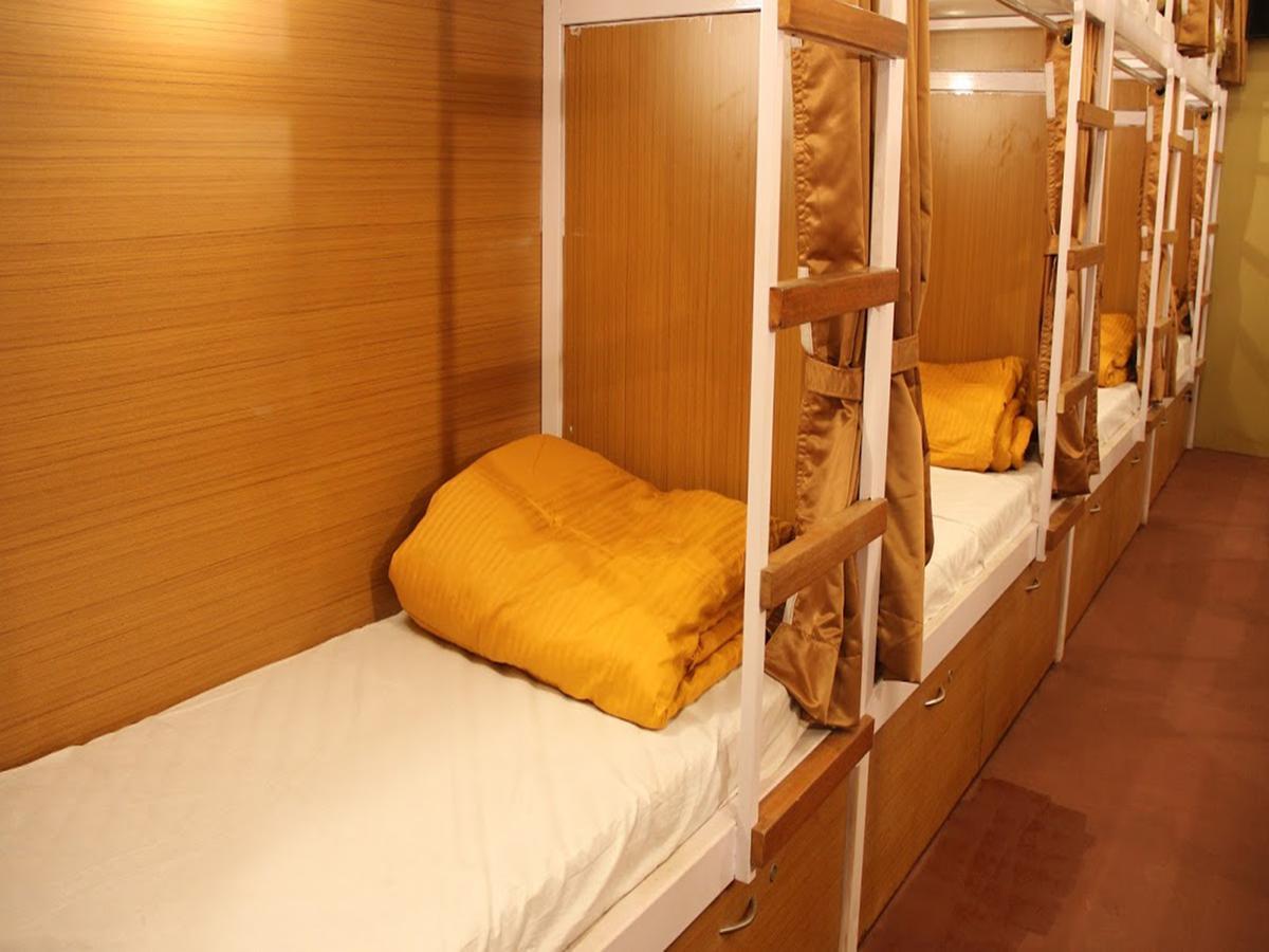 Inn Backpackers,airport 2*