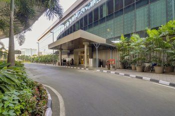 Niranta Airport Transit & Lounge Terminal 2 Arrivals 4* Mumbai