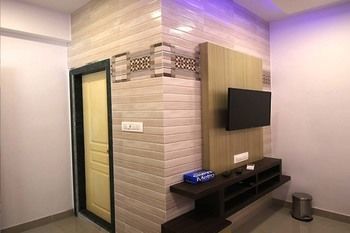 Golden Residency Hotel 2*