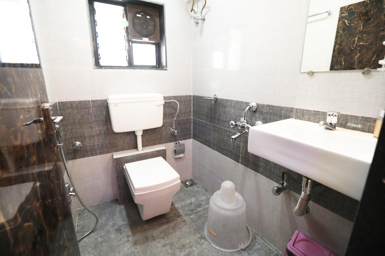 Onyx Residency Hotel 3*