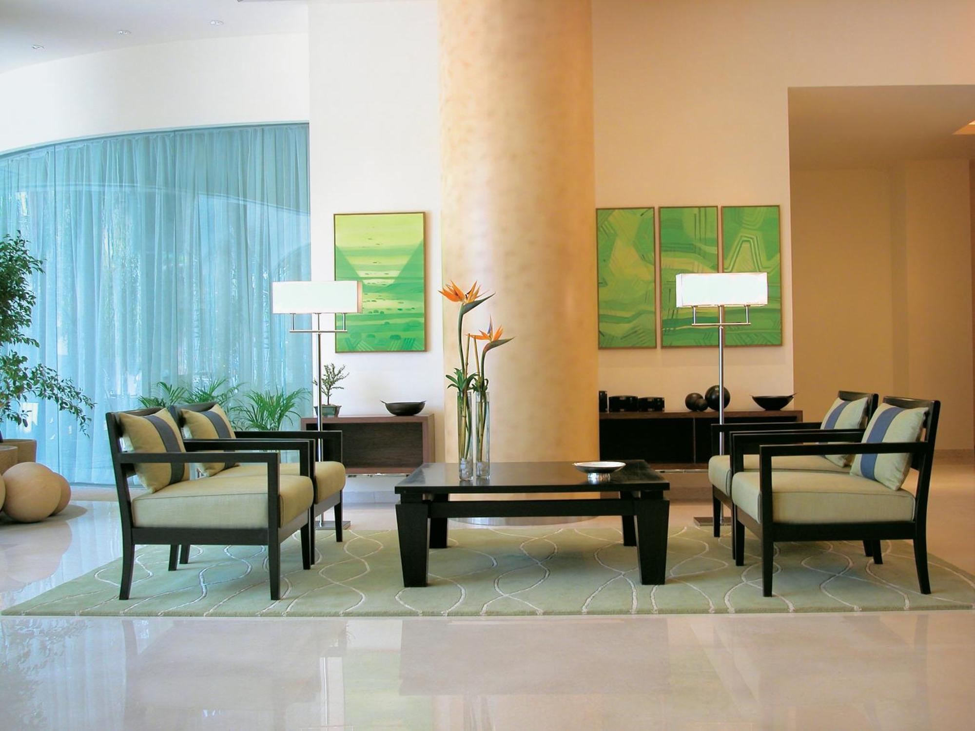 Taj Wellington Mews, Mumbai