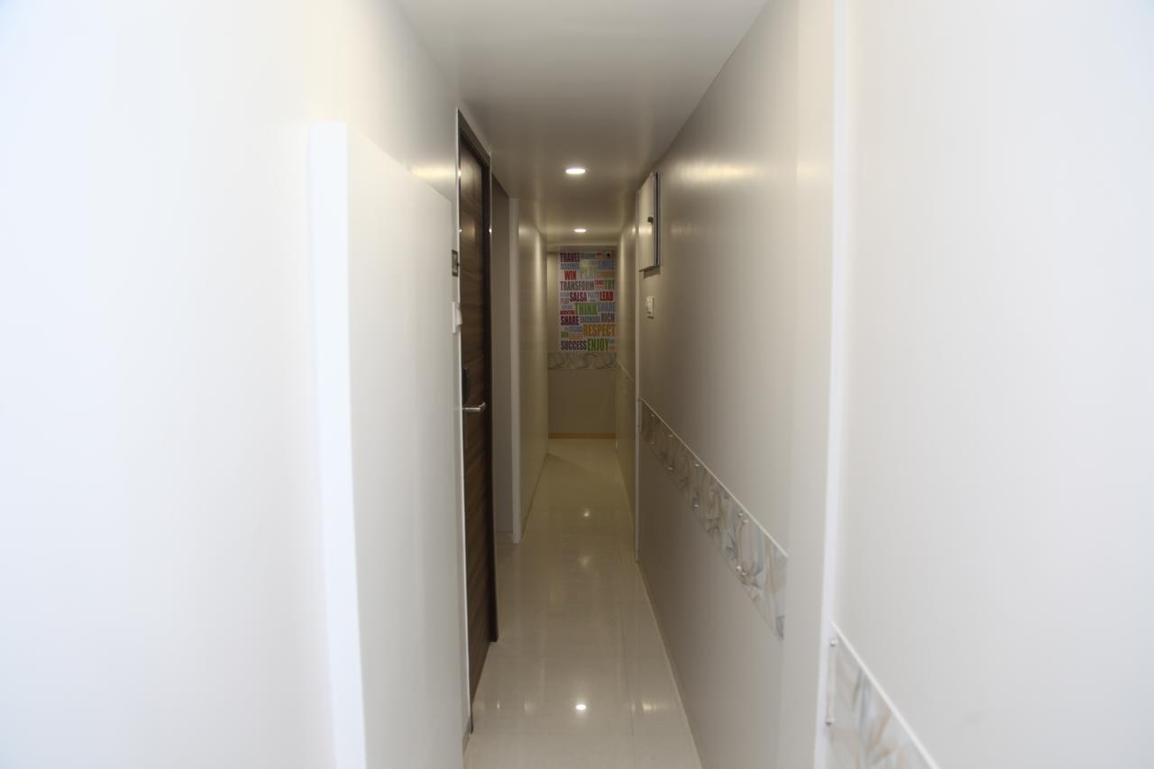 Aboos Lucky Galaxy 3* Mumbai