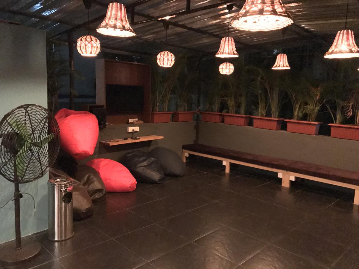Hostel Bollywood *