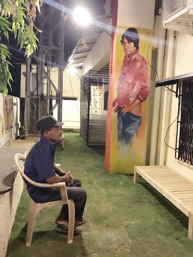 Hostel Bollywood *