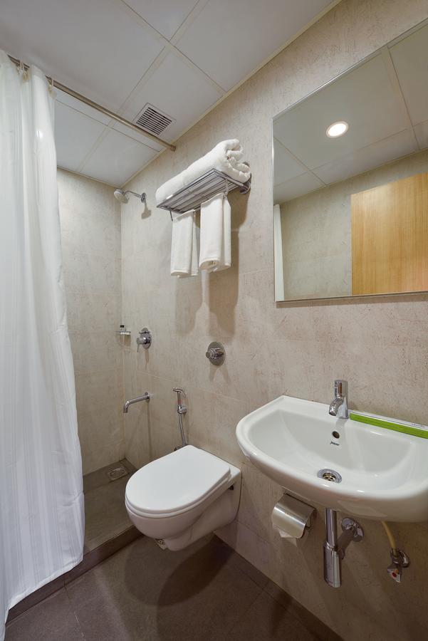 Hotel Leafio-near Airport 3*