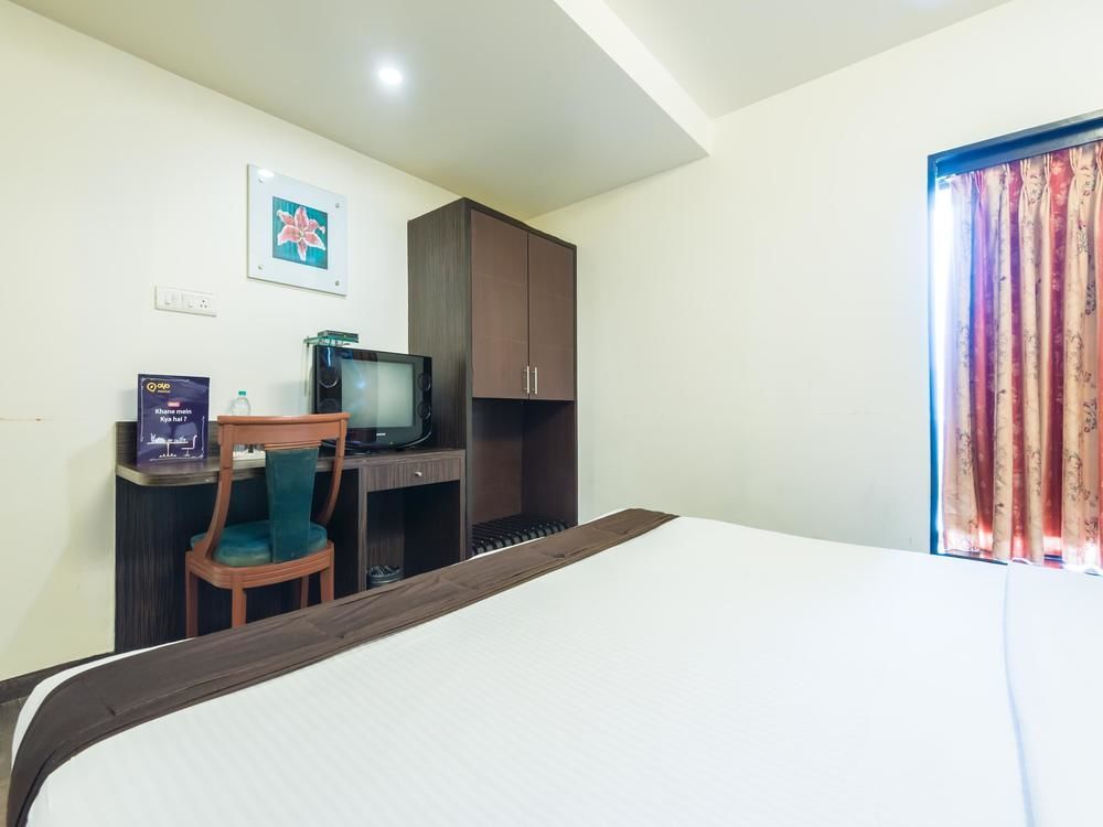 Hotel Fabhotel Savoy Airport 3*