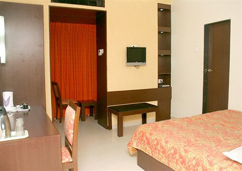 Hotel Harbour View Colaba 3*