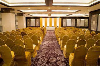 The E At Eskay Resorts 5* Bombaim