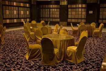 The E At Eskay Resorts 5* Bombaim