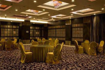 Resort The E At Eskay Resorts 5*