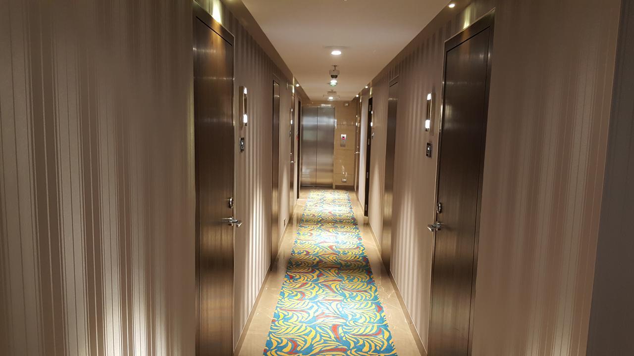 Peninsula Redpine Hotel 3*
