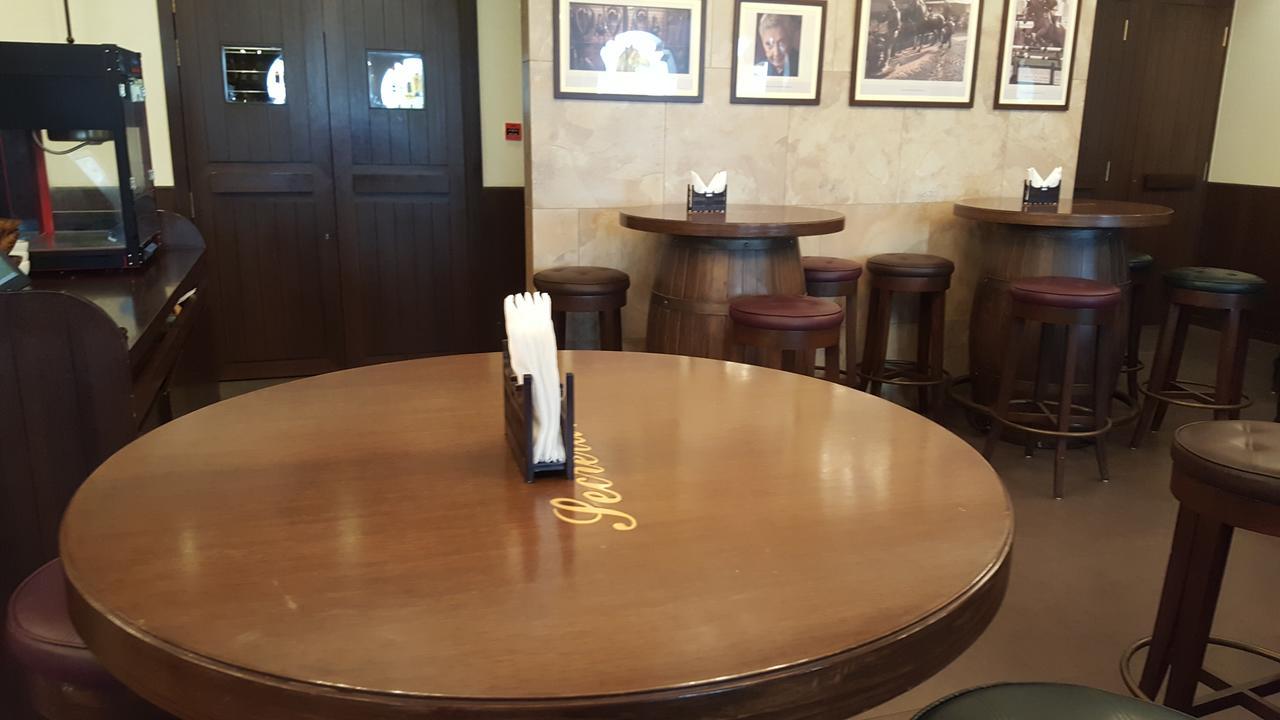 Peninsula Redpine Hotel 3*