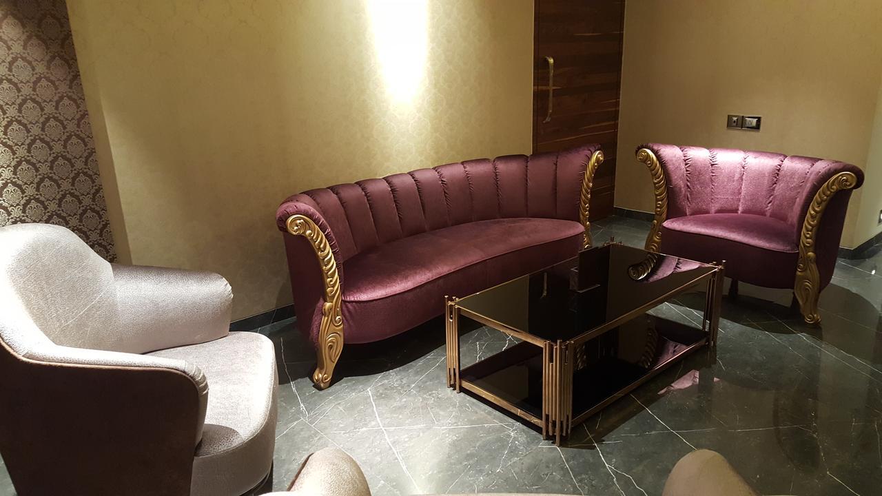 Peninsula Redpine Hotel Mumbai