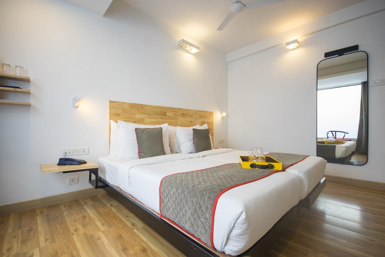 Oyo Townhouse 16 International Airport Hotel Bombaim