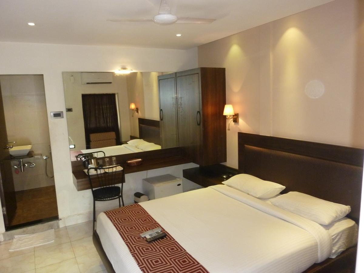 New Bengal Hotel 3*