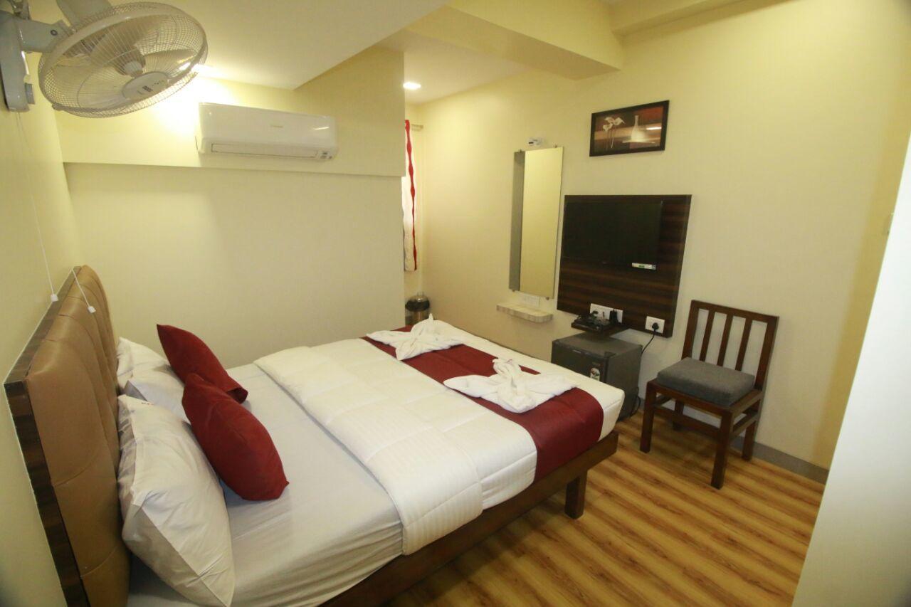 Alfa International Near Nanavati Hospital Near Airport Near Juhu