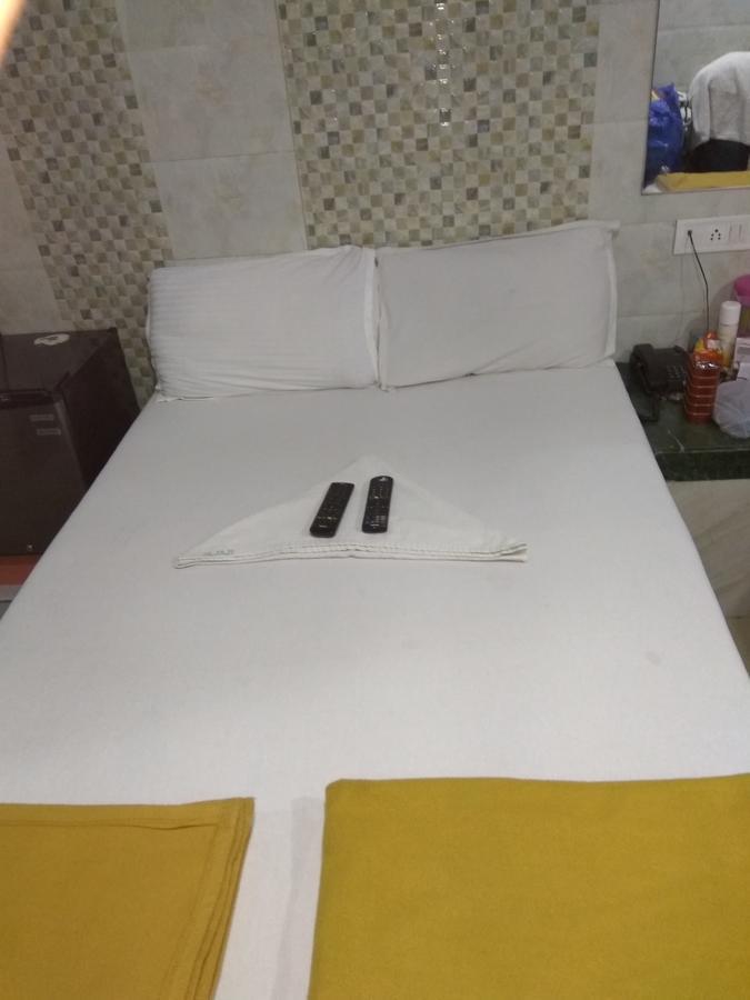 Al Muaaviya Hotel Mumbai