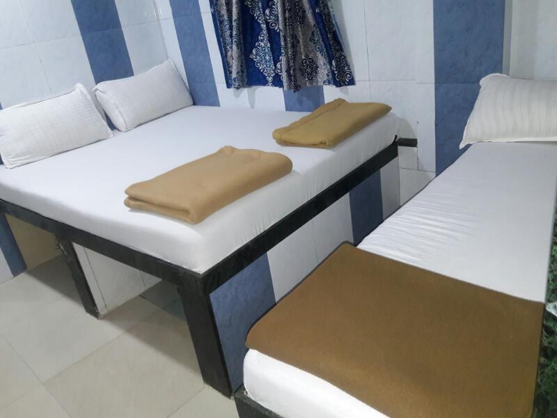 Hotel Kausar Mumbai
