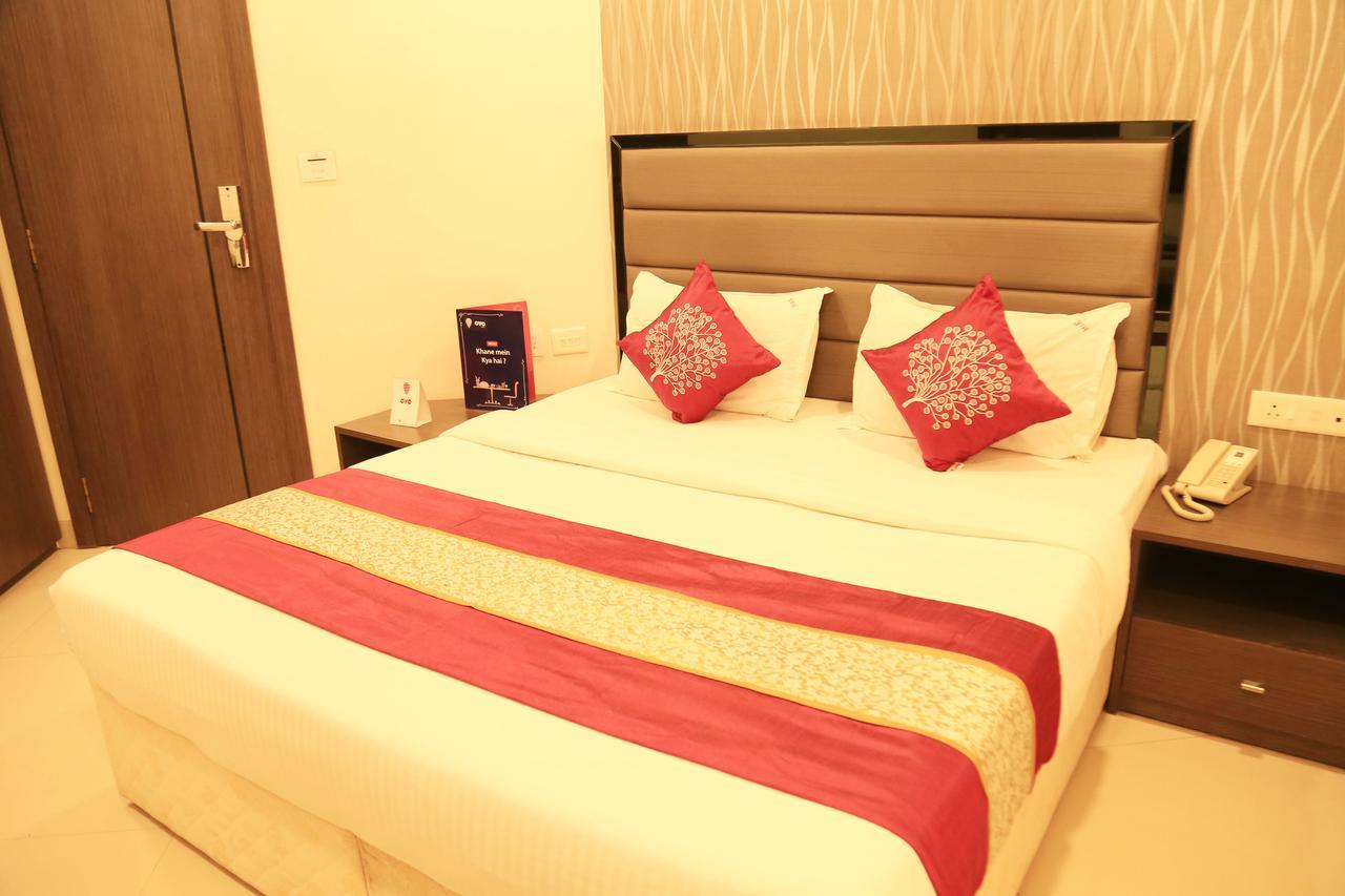 Oyo 8690 Kalpana Elite Hotel 3*
