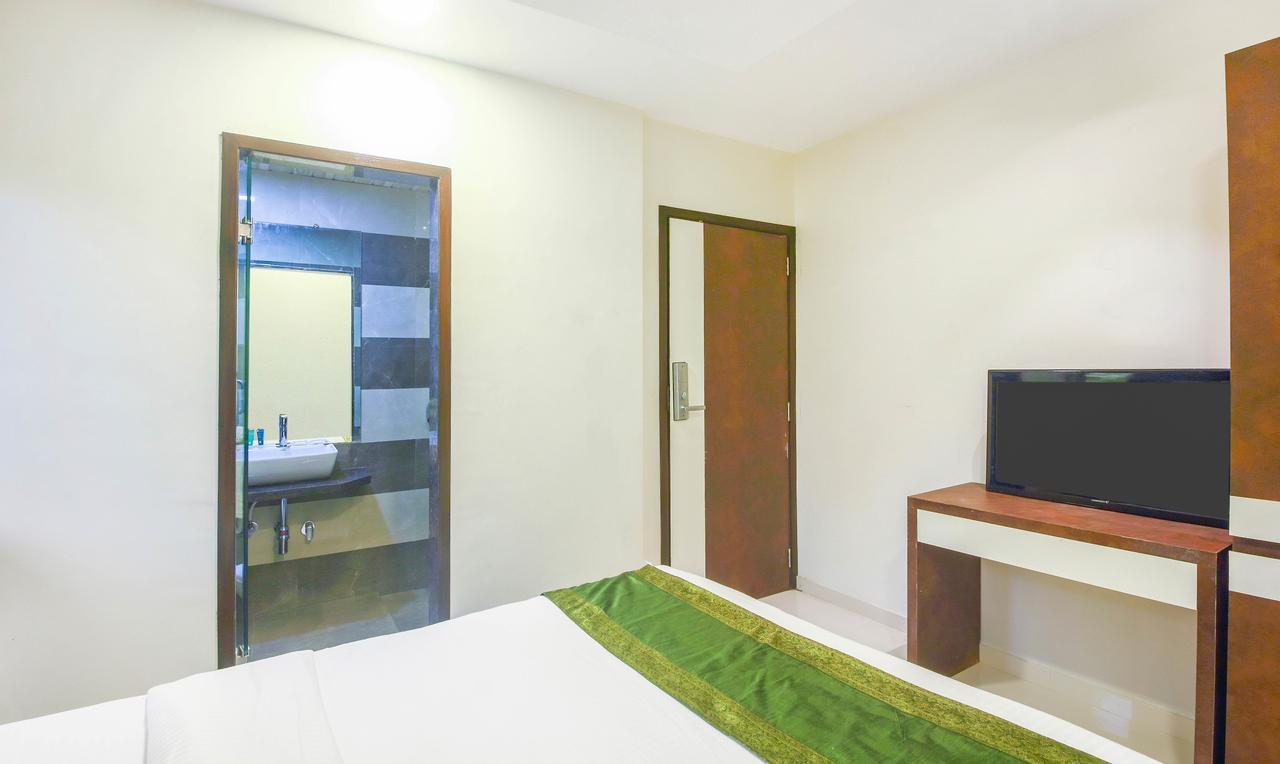 Hotel Treebo Blue Moon Powai 3*