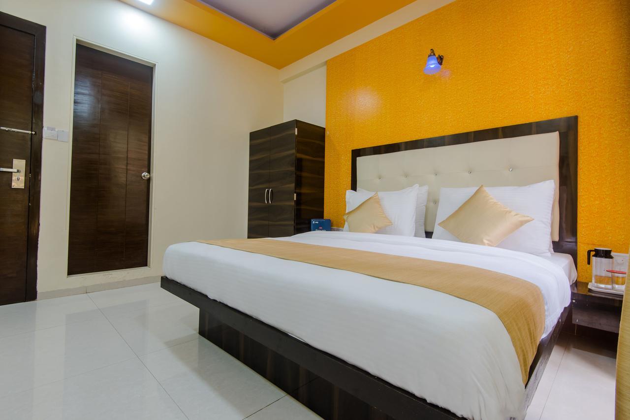 Oyo 9326 Om Sai Residency 3* Mumbai