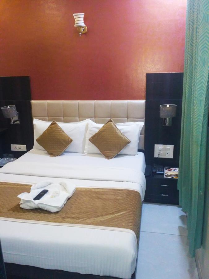 Hotel Avenue 2*