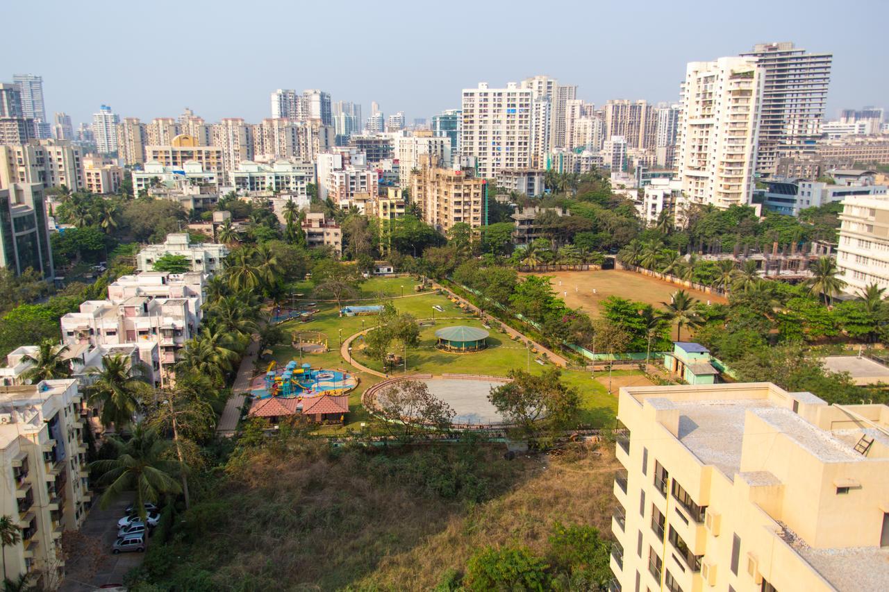 Bed & Breakfast Aristo Room, - Near Kokilaben Dhirubai Ambani Hospital For Family Only,