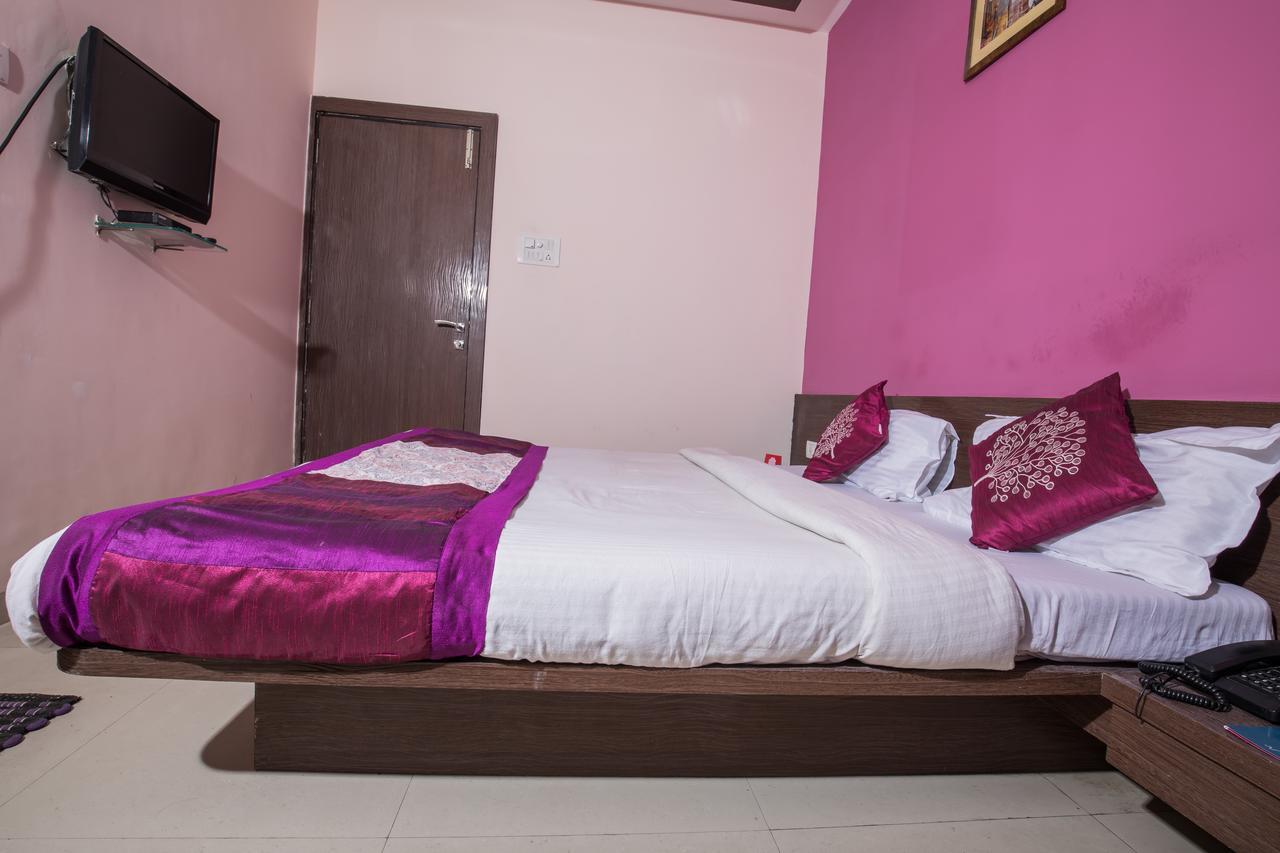 Rigga Kokilaben Dhirubhai Ambani Hospital Hotel