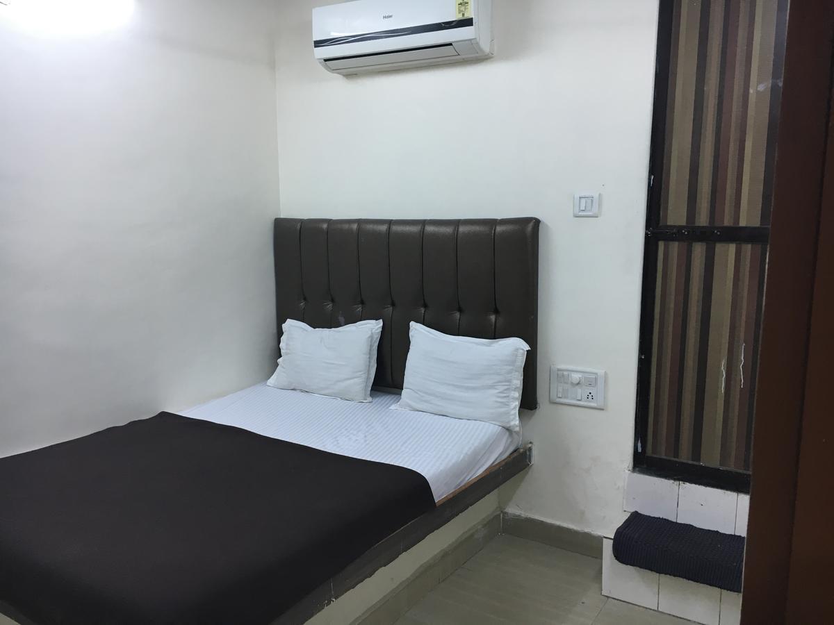 Guest house Janata Residency Mumbai