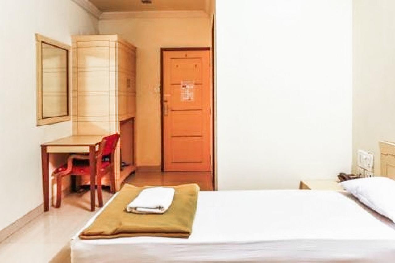 On Grant Road, Mumbai, By Guesthouser 32388 Mumbai