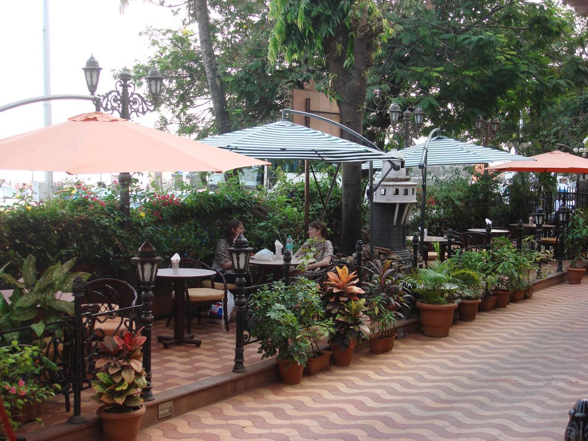 Sea Palace - Near Gateway Of India
