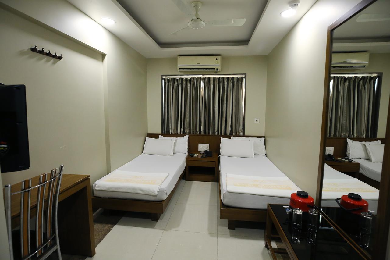 International Hotel 3*