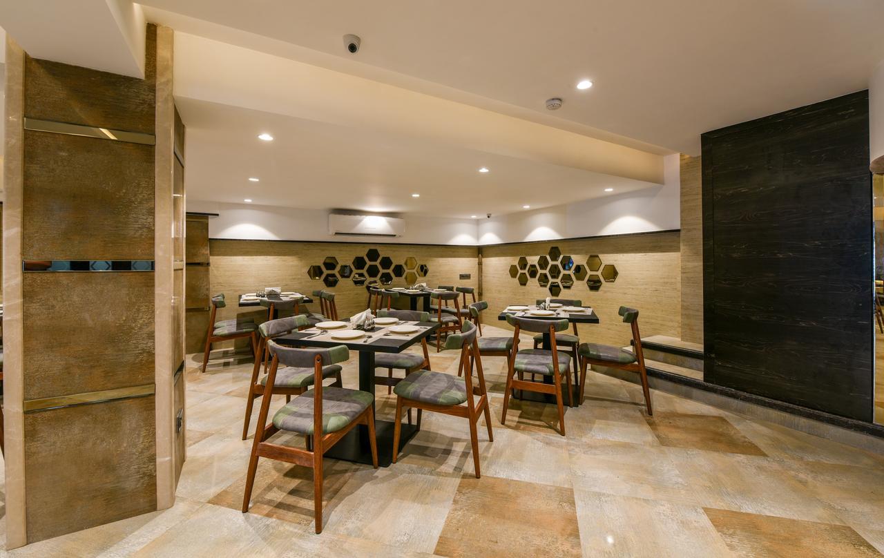 Hotel Orient Regency 3*