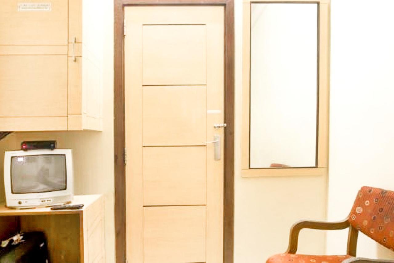 On Grant Road, Mumbai, By Guesthouser 32388 2*