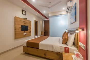 Hotel Oyo 8490 Grandeur Mumbai