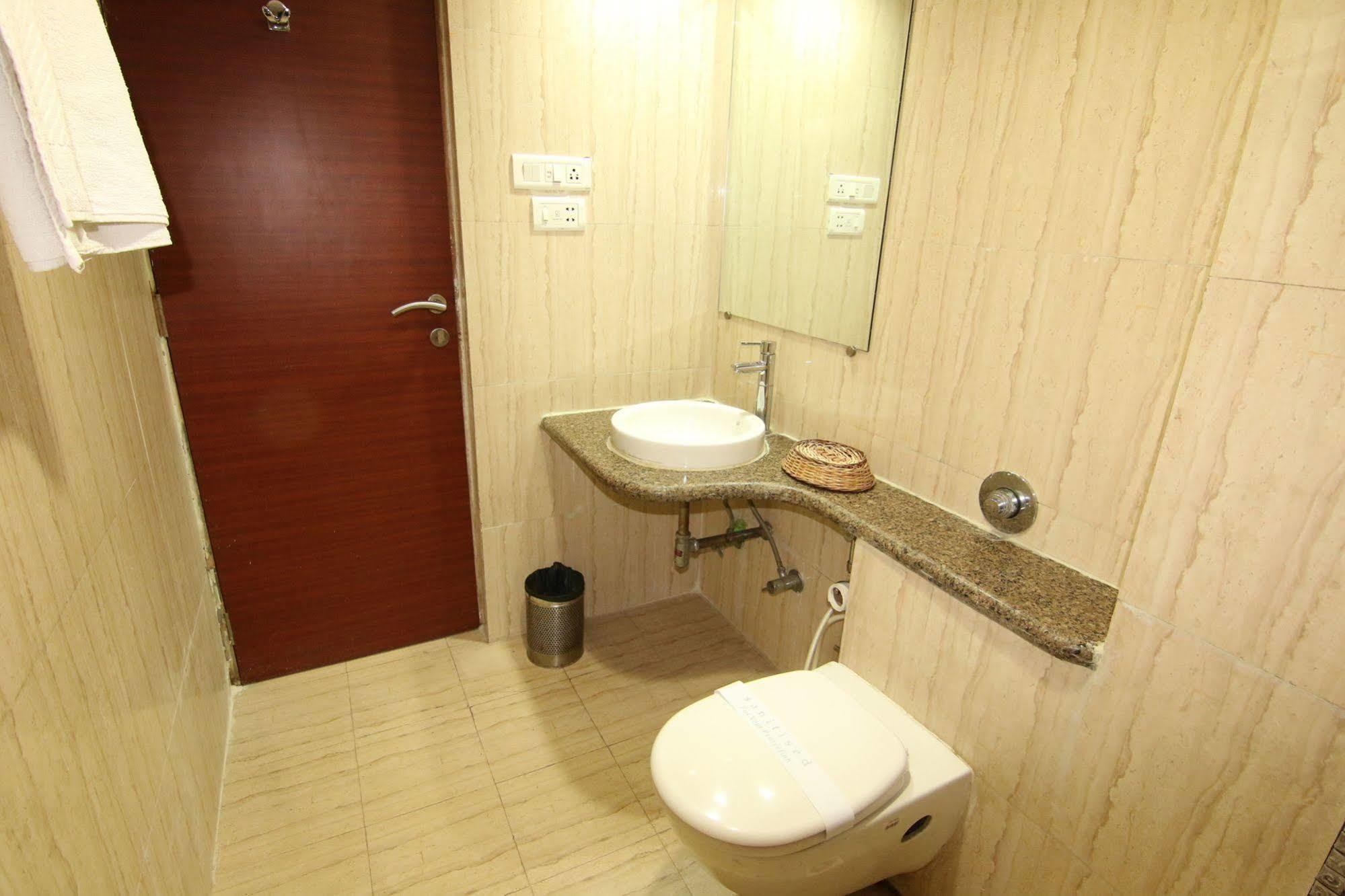The Caliph Hotel, Near Powai Hotel 3*