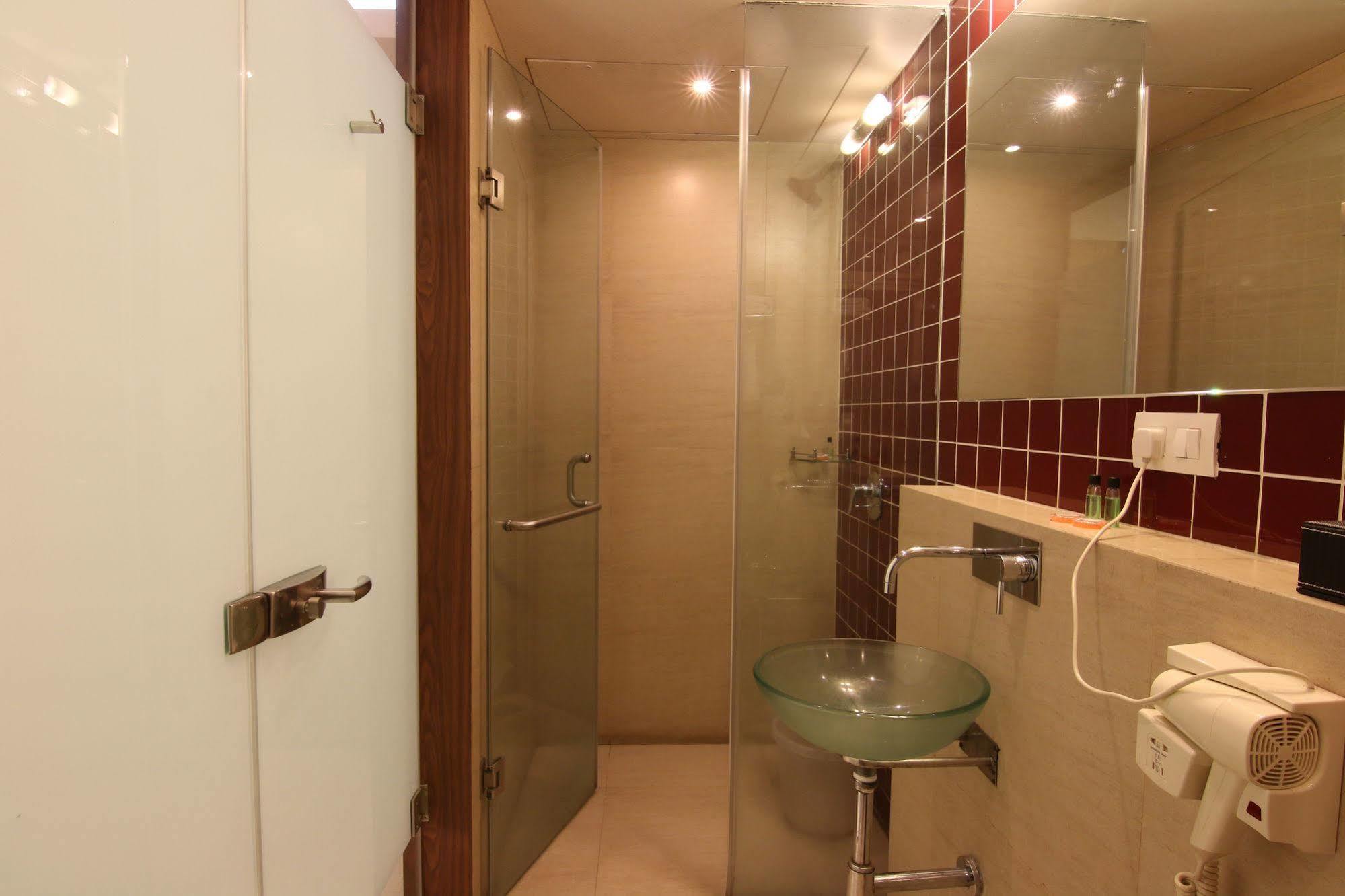 Suncity Premiere, Near To Airport 3* Mumbai