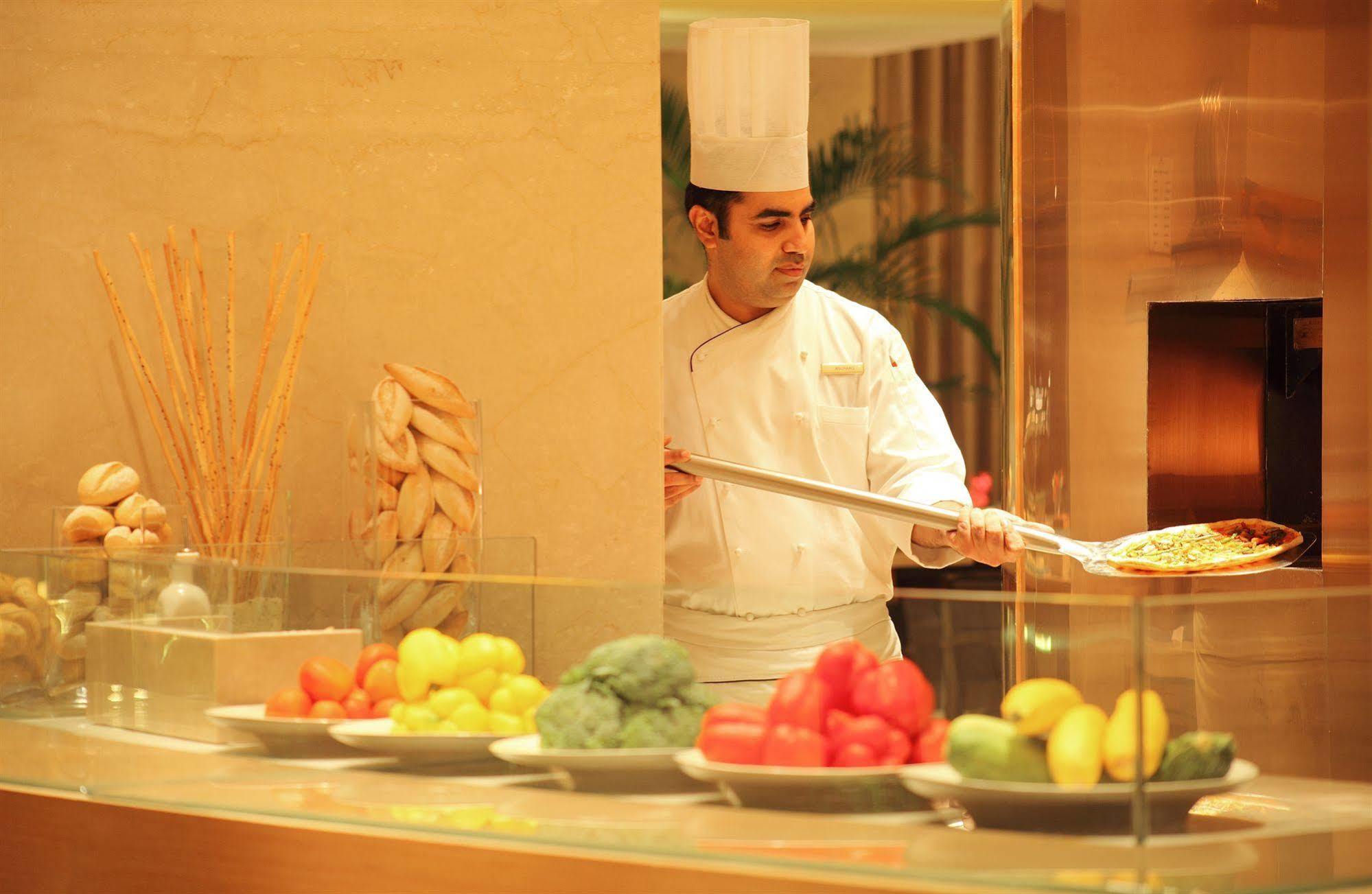 Trident Bandra Kurla Hotel 5*