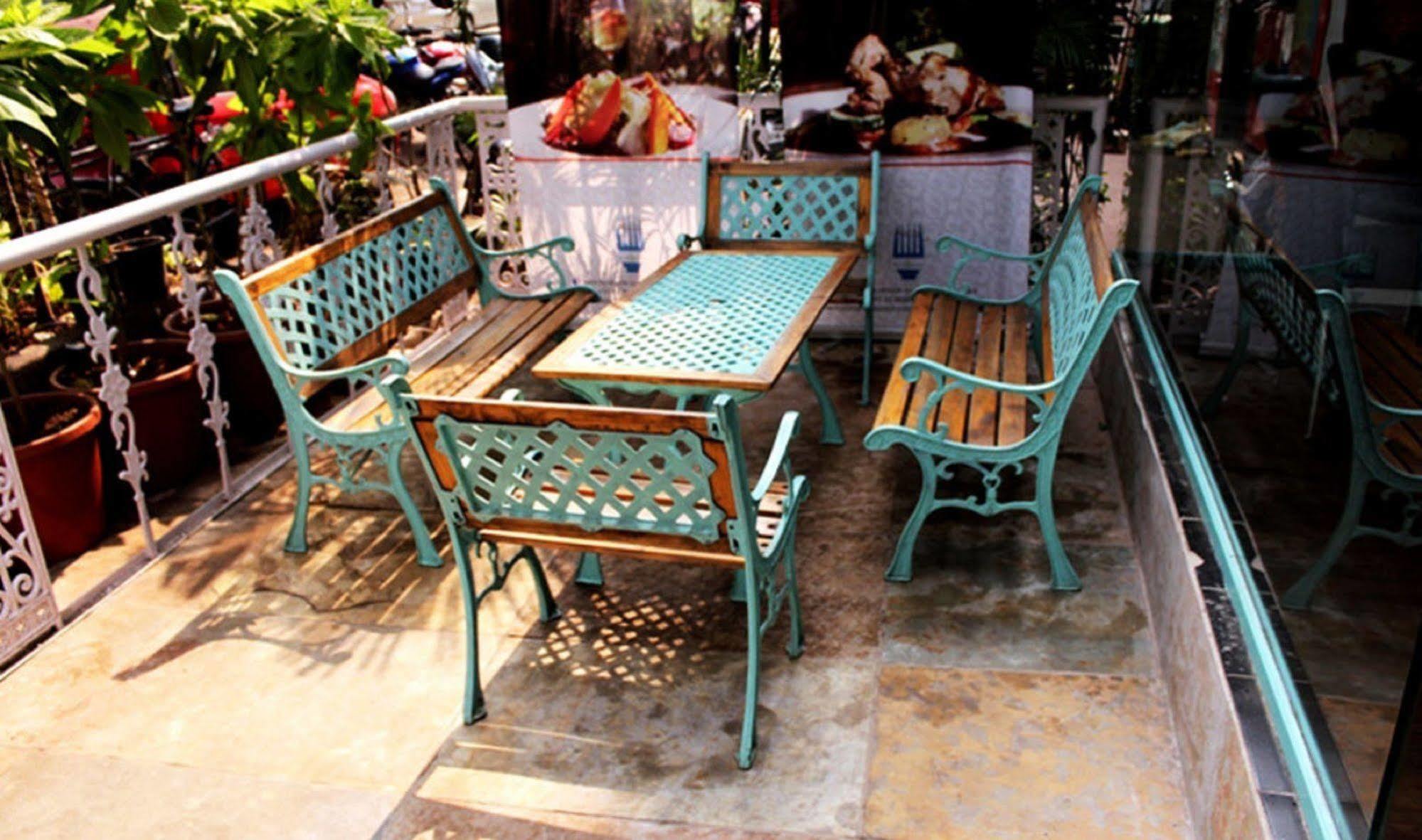 Red Palm Residency Mumbai