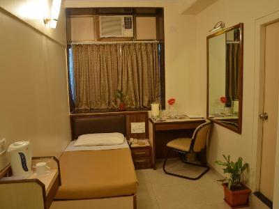 Sea Palace - Near Gateway Of India 3*
